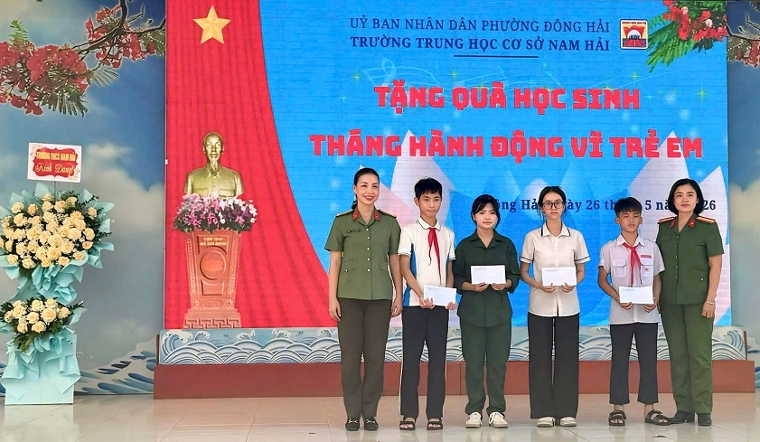 Chi hội Phụ nữ Công an phường Đông Hải: Chung tay chăm lo trẻ em có hoàn cảnh khó khăn